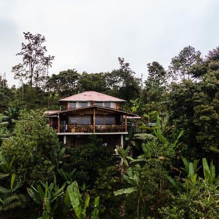 فندق Casa De Vista Alta ميندو المظهر الخارجي الصورة
