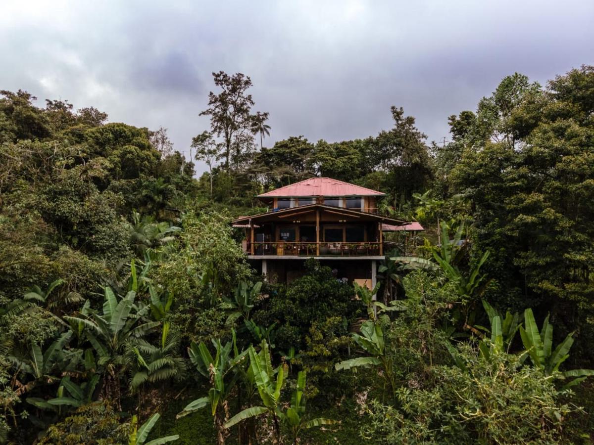 فندق Casa De Vista Alta ميندو المظهر الخارجي الصورة